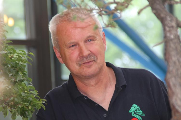 Heinz, unser Azaleenspezialist
